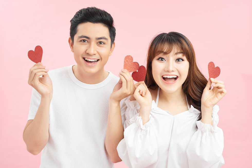 picture-romantic-couple-having-fun-with-hearts.jpg