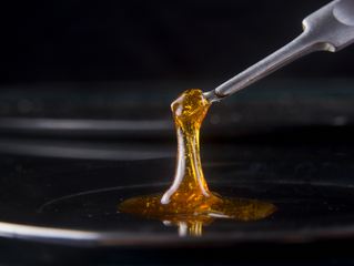 Dabbing: What it is & How to Do it