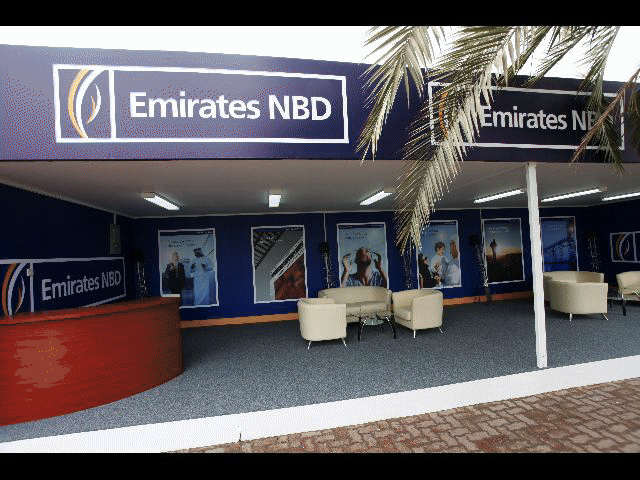 emirates 3.gif