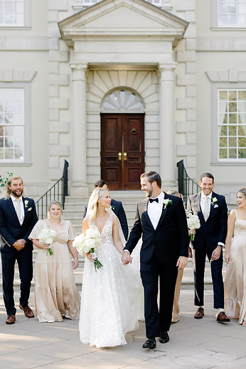 Bridal party at the Great Marsh Estate in Bealeton Virginia.  Floral design. 