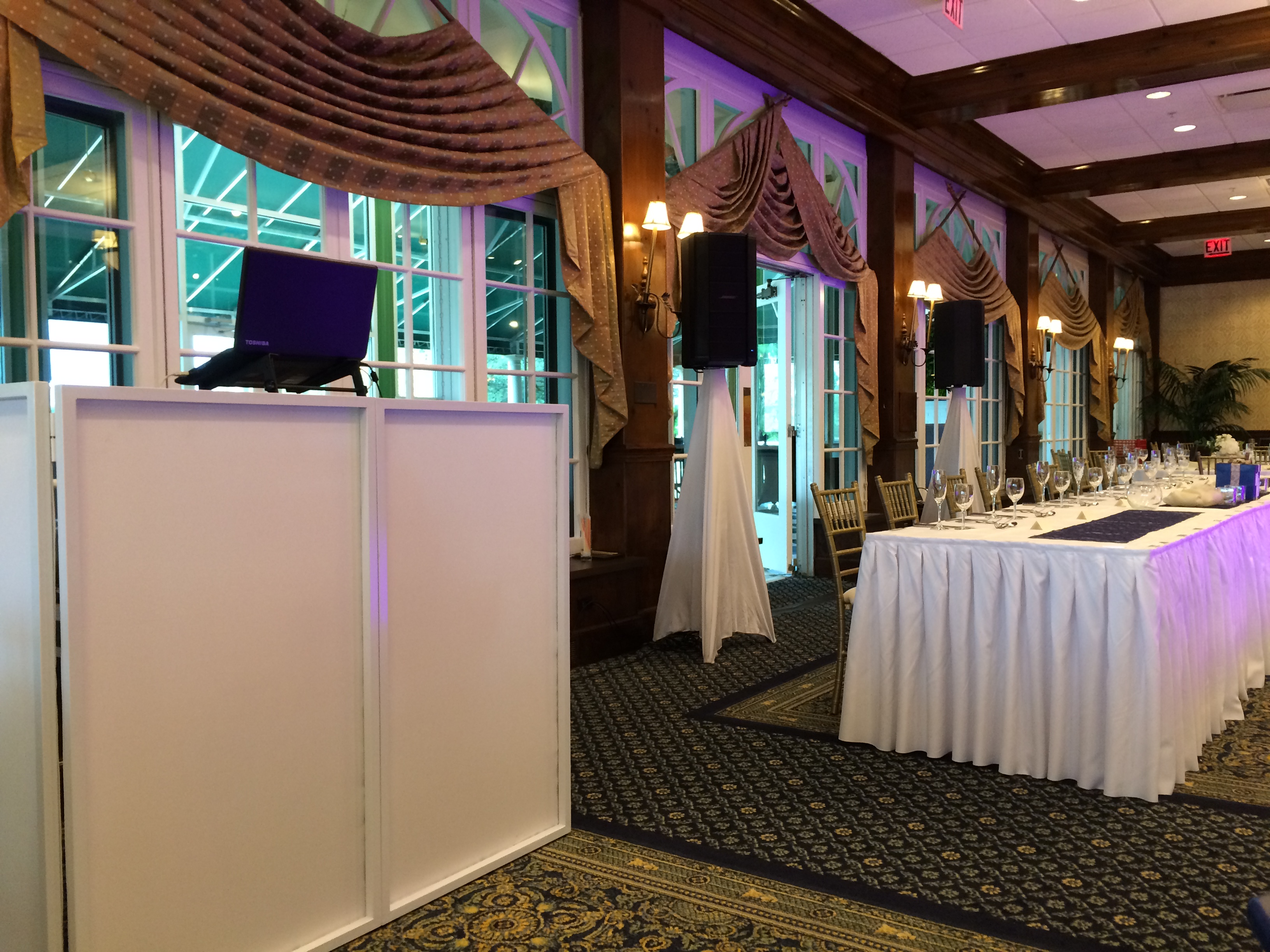 Chicago Wedding DJ at The Drake