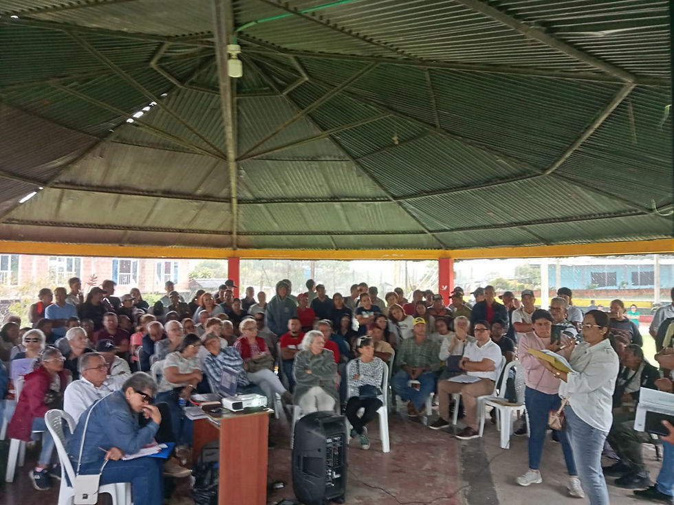 En la espera que la nueva Junta directiva electa obtenga su registro de cámara de comercio oficialmente, PARA PODER REALIZAR EL EMPALME con la saliente junta directiva.