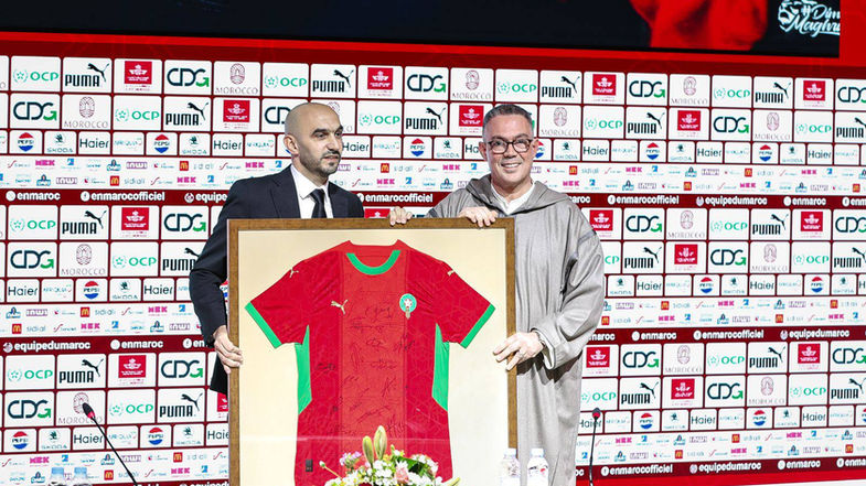 الجامعة الملكية المغربية لكرة القدم تعين محمد وهبي مدربا للمنتخب الوطني الأول  وتعزز طاقمه في إطار خارطة الطريق “المغرب