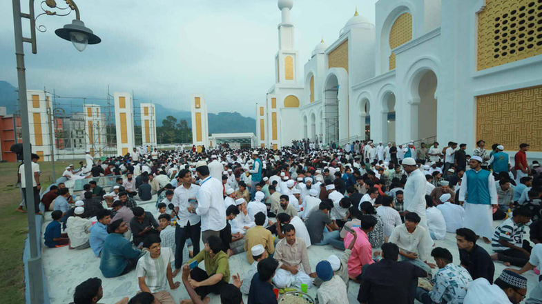 تحت ظلال "بدر".. جامع الفتوح يستعد لاحتضان أضخم تظاهرة رمضانية في الهند