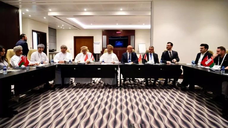 مجلس الأعمال العُماني التركي يناقش آليات توسيع التعاون الاستثماري
