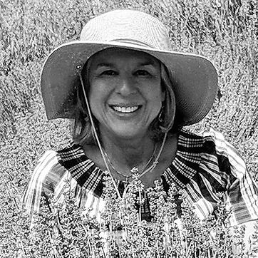 jo ann - stanton lavender farms 2019 - crop b&w iphone_600x600.jpg