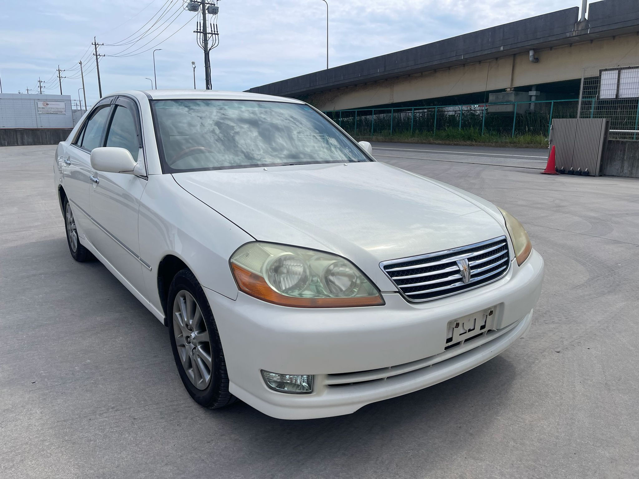 TOYOTA MARK ||  2004