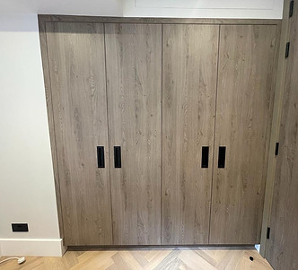 Bespoke Wardrobe London Bridge Egger 1399.jpeg