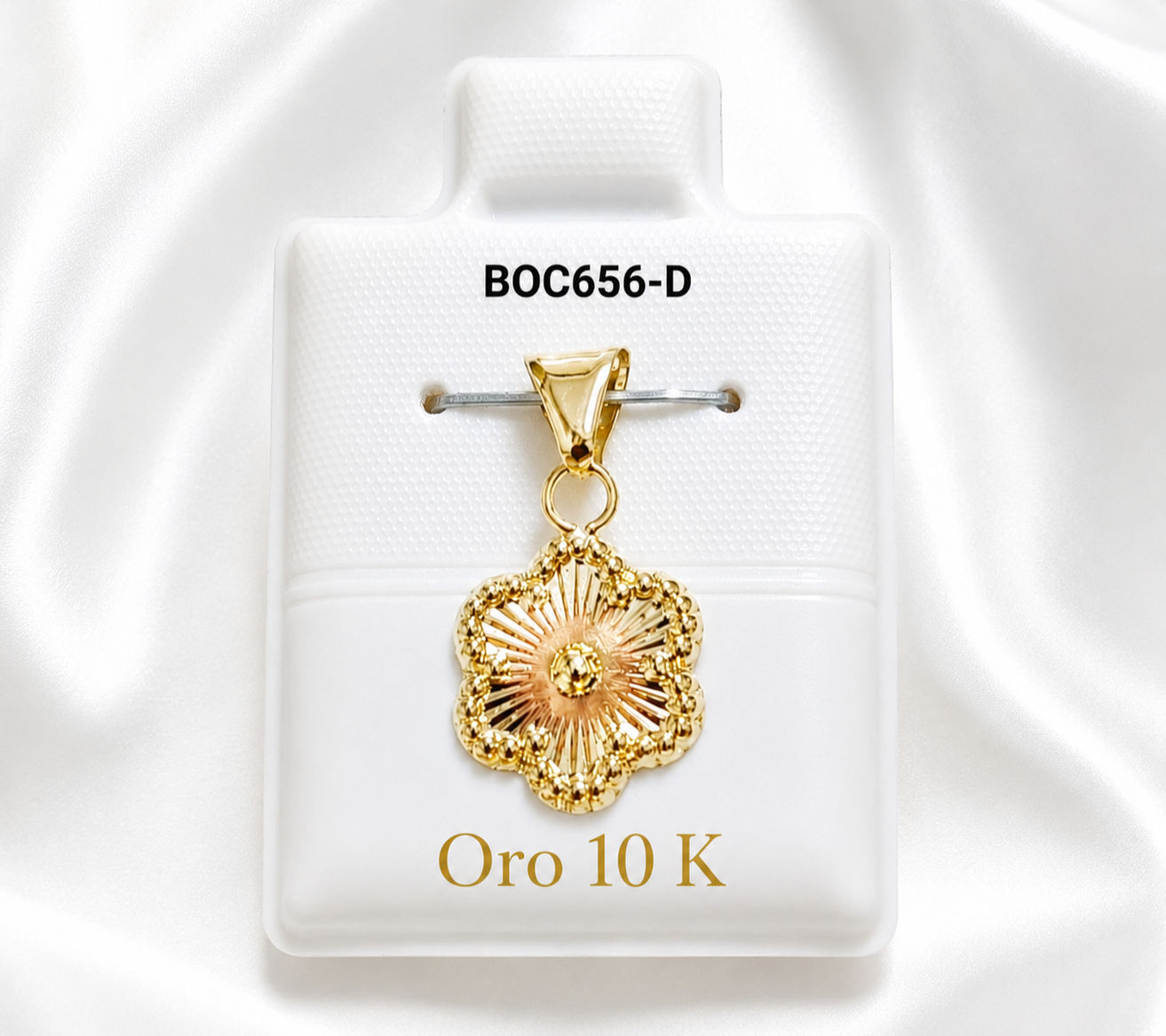 BOC656D Dije Flor diamantada Oro 10K