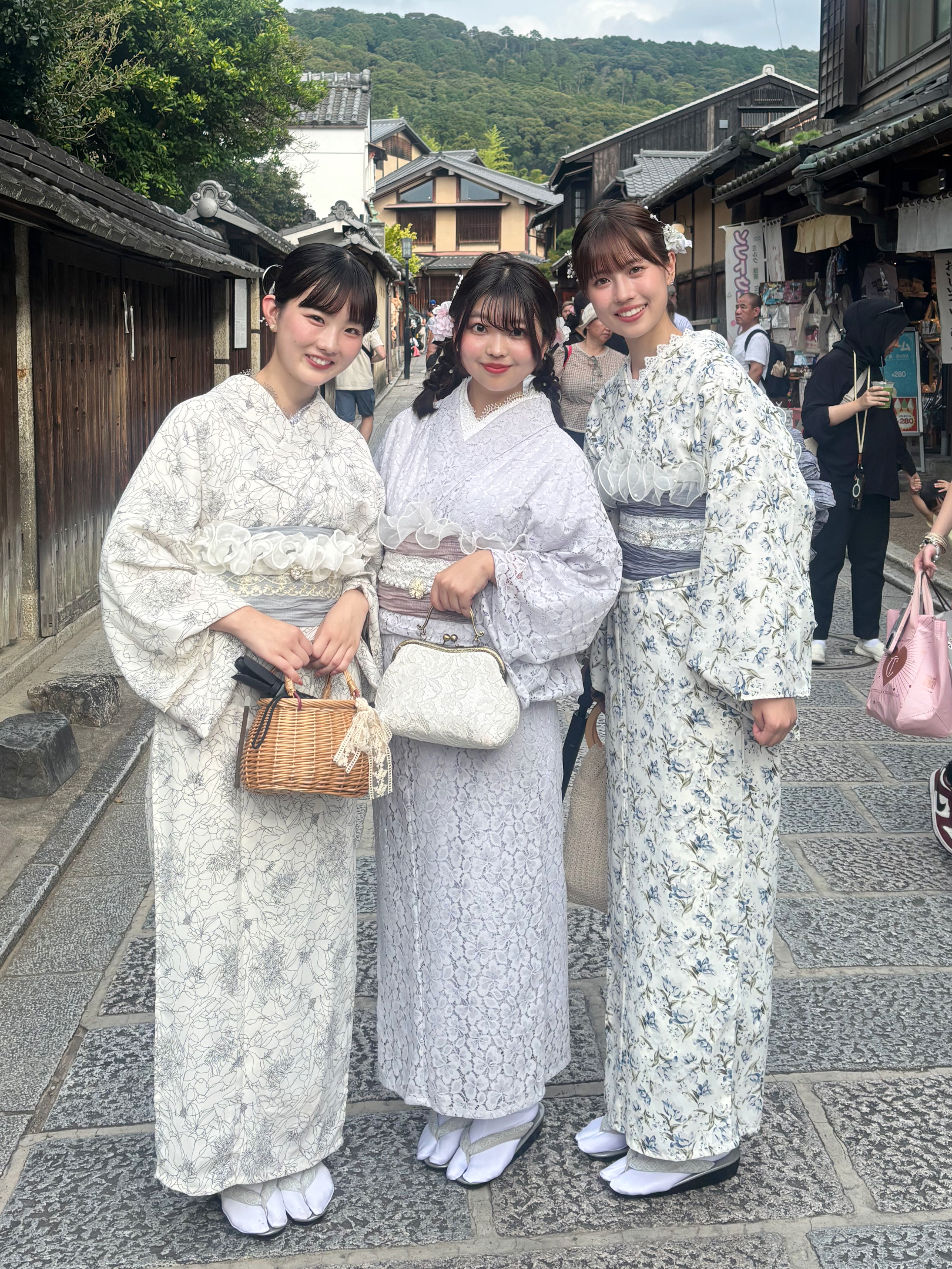 奈々屋・和服搭配示例 2 · 官方參考照片
