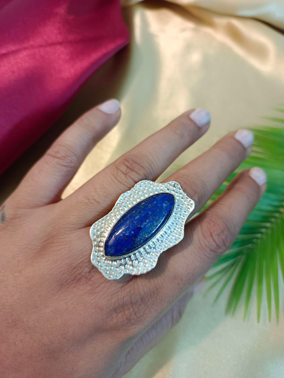 Thumbnail: Rewa Ring