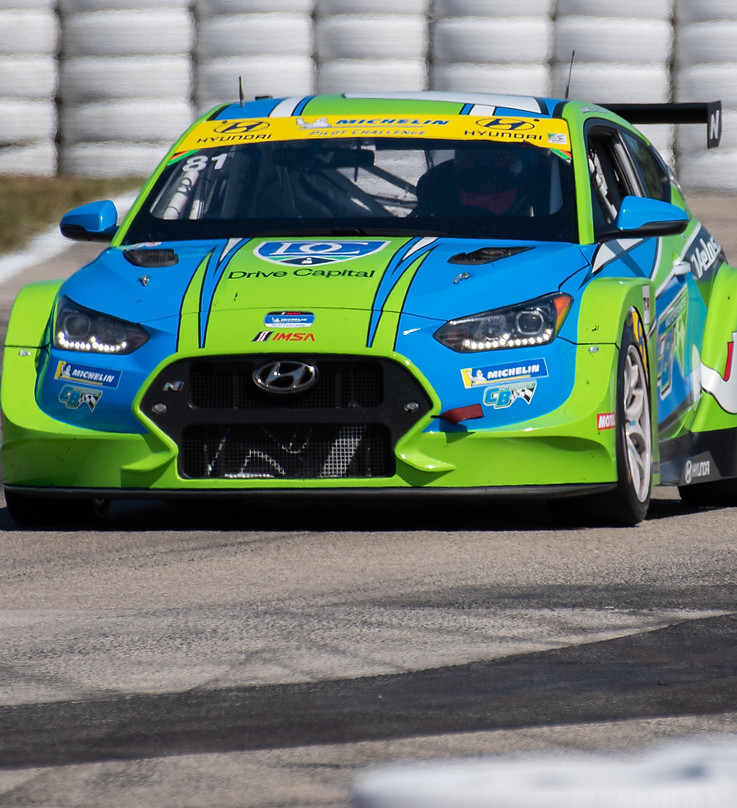 Hyaundai Veloster