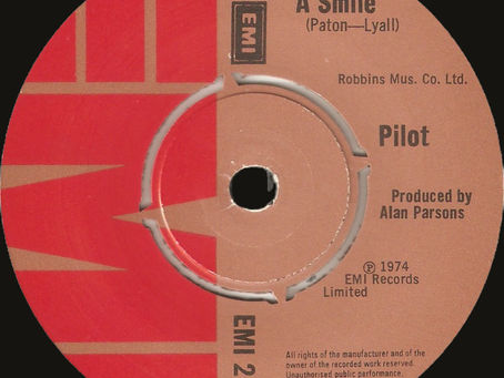 Pilot (June 7, 1974) “Just A Smile” / “Don't Speak Loudly” – Single 7" UK