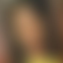 Alice Cooper Group: "Alice Invites You - Between the Sheets" Article (1974)