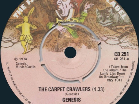 🎼 The Carpet Crawlers – Single: Apr. 1975