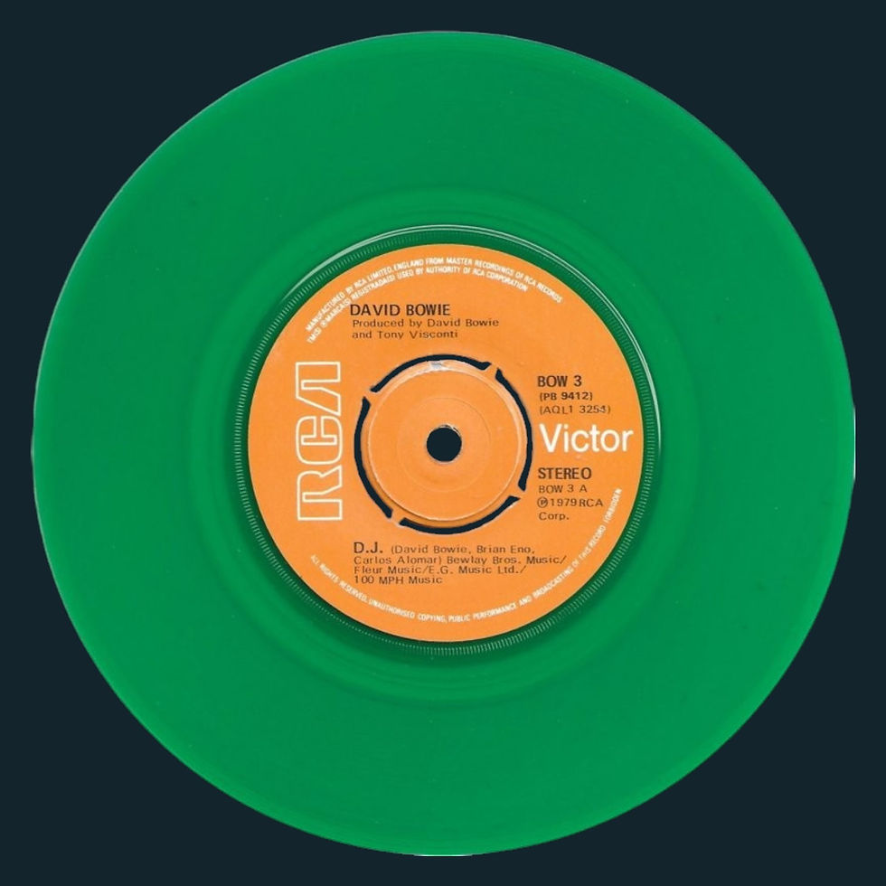 Four-prong Green Vinyl