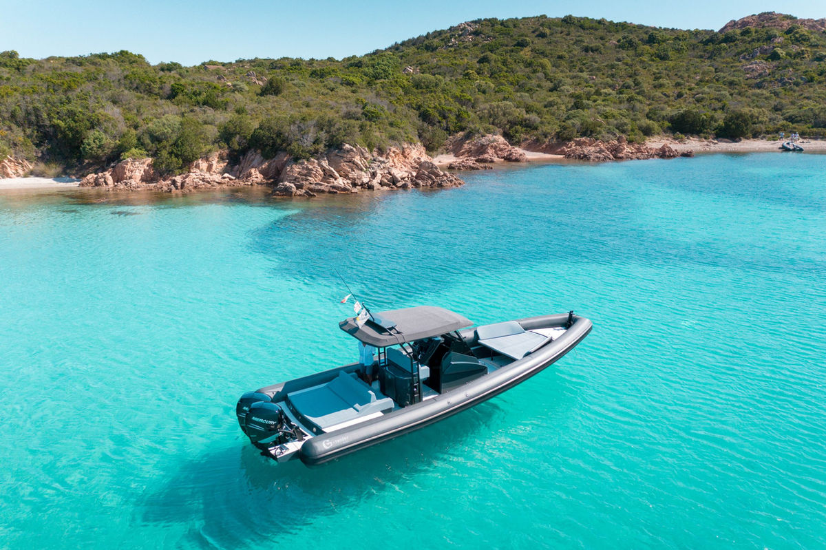 1 Ocean Yachts Charter
