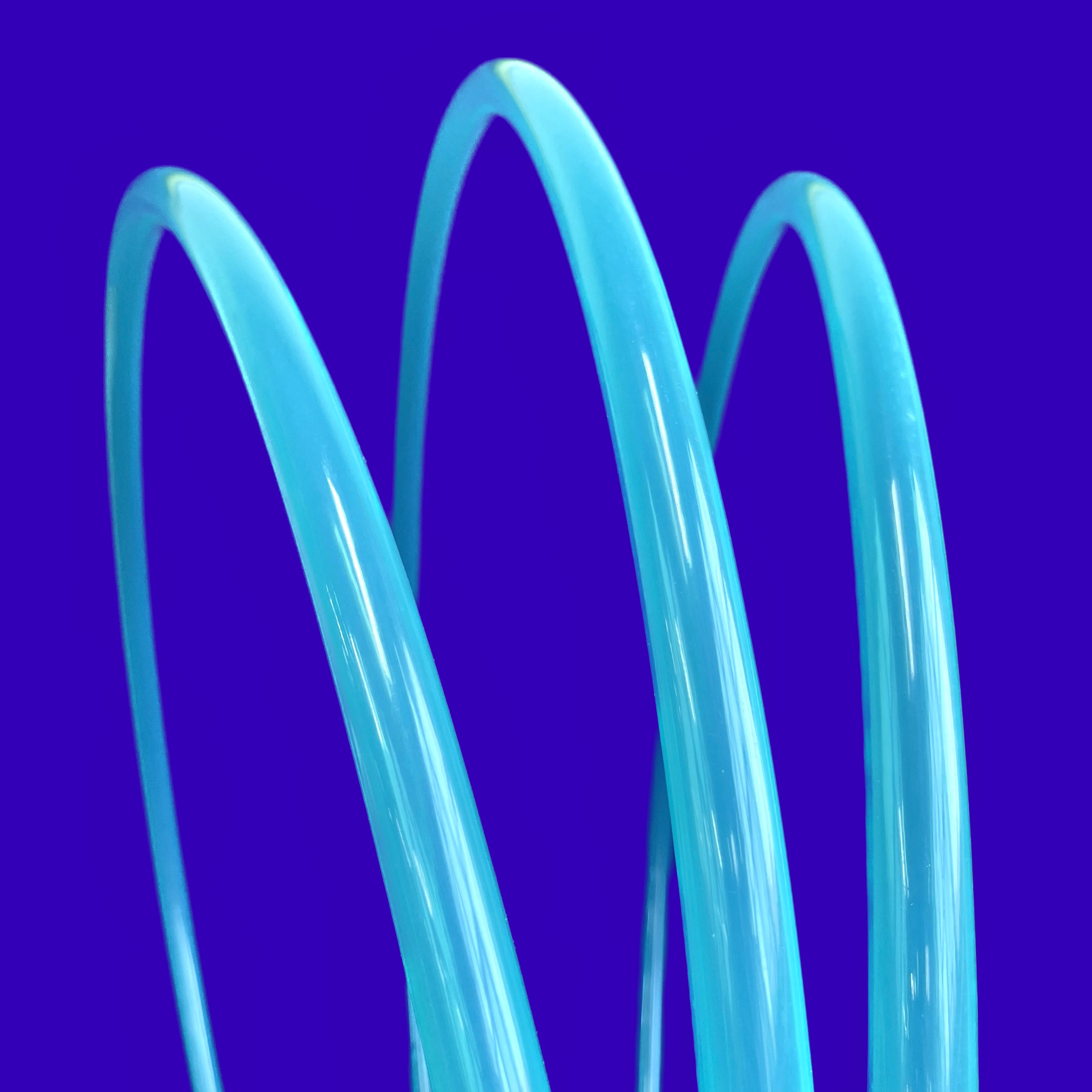 READY 2 SHIP: 3/4" 25" Teal Glass Polypro Set