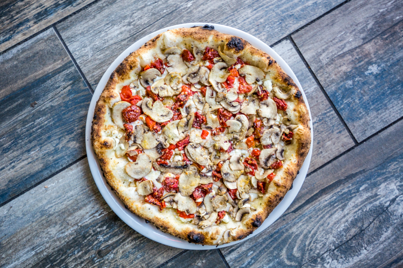 THE MENU | joespizzanapoli