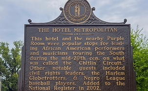 4 Hotel Metropolitan_edited.png
