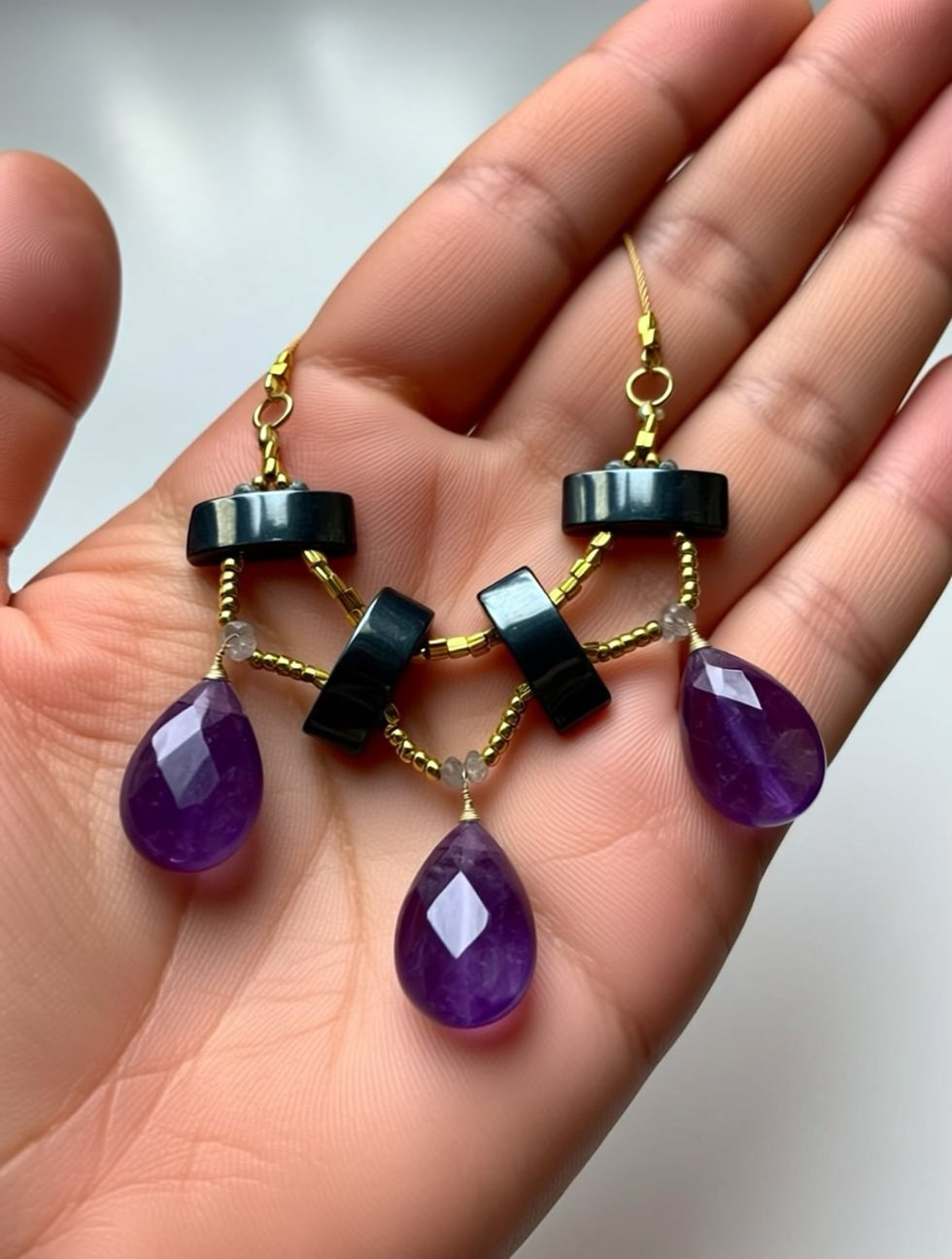 Thumbnail: Amethyst and Hematite Festoon
