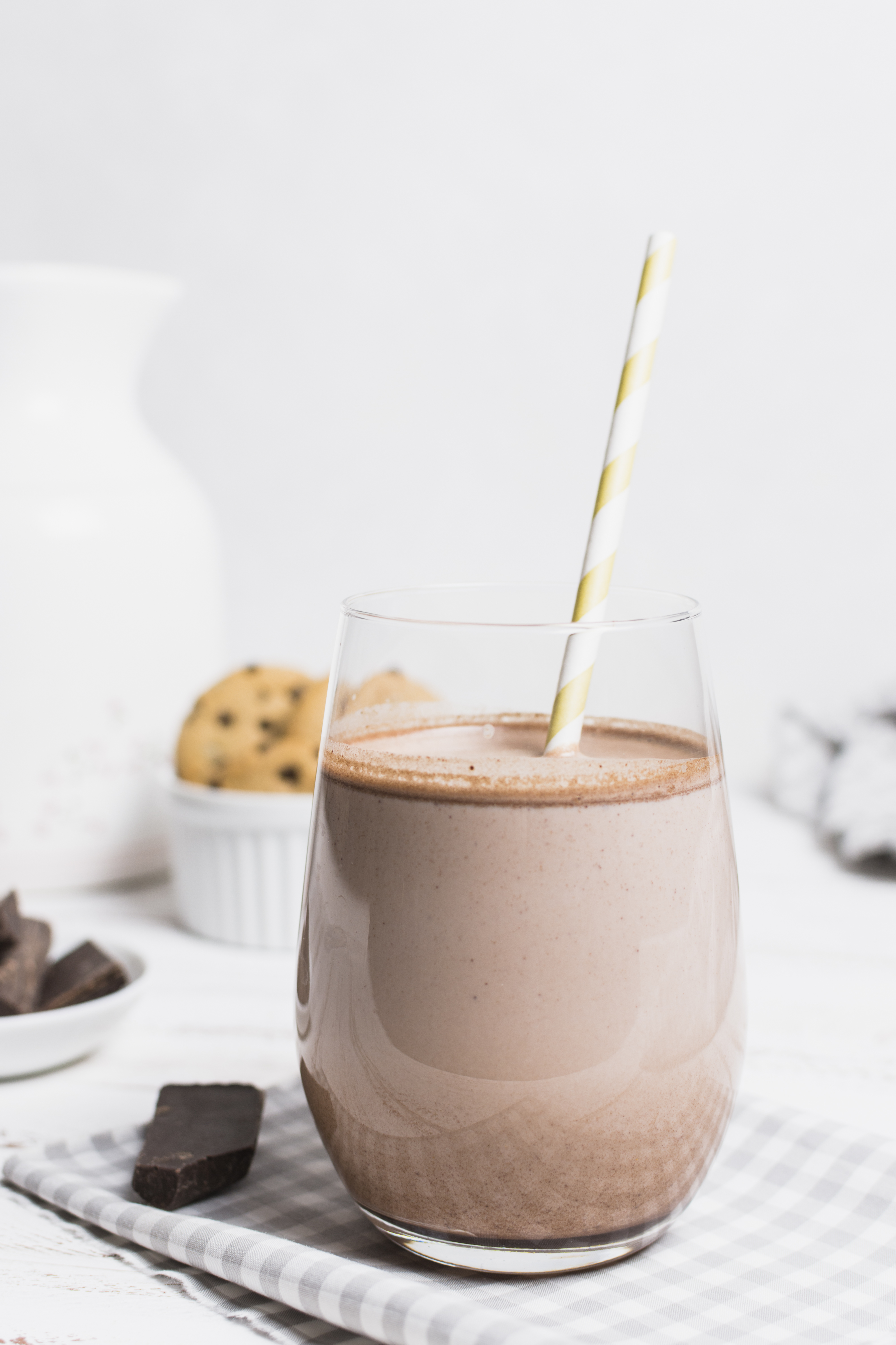 Deliciosa taza de chocolate frío