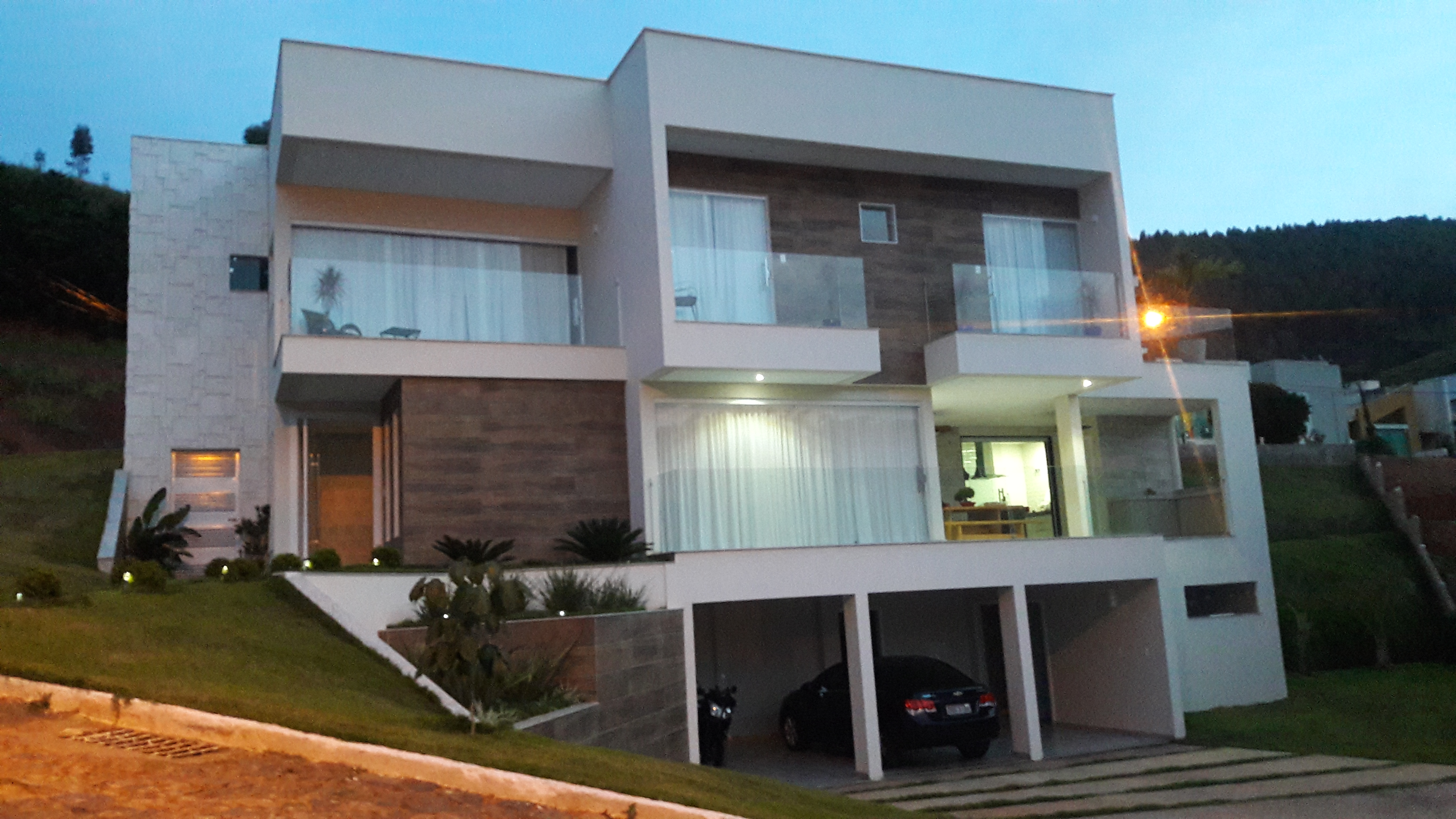 Residência em Condomínio