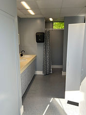 womens bathroom.jpeg