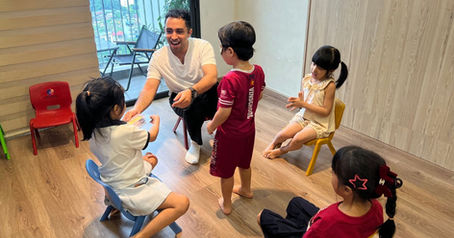 Tiếng Anh cho bé 4 tuổi: Nên học gì và bắt đầu từ đâu?