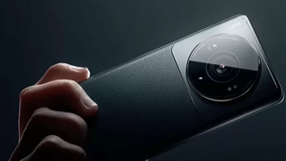 Xiaomi 12S Ultra é apresentado com lentes Leica e câmera gigante