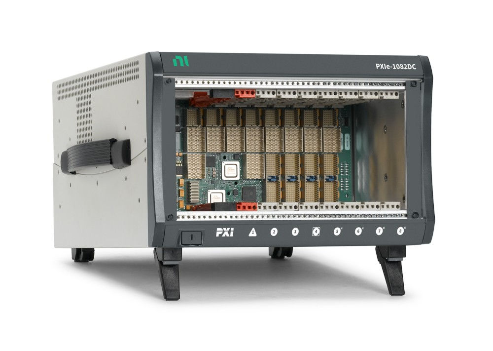 782946-01 | PXIe-1082