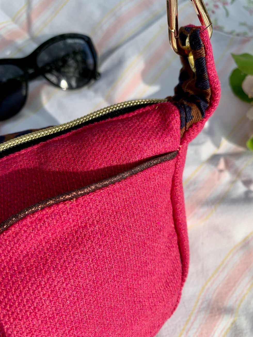 Miniature : Sac bandoulière léopard et rose