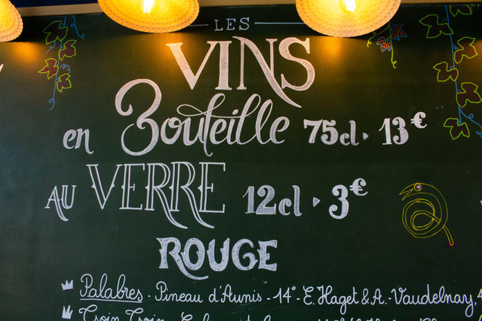 Lettrage - illustration - typographie - lettre manuelle - saumur- gennes val de loire - 49 - anjou - bar - association 