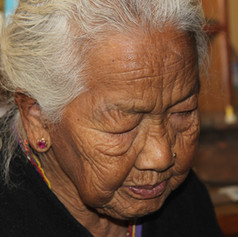 Praxis für Akupunktur und Chinesische Medizin - Isabella Rösinger in Wiesbaden. Das Projekt in der Benchen Free Clinic beschreibt eine Voluntärstätigkeit in Nepal. Dort wird in einer freien Klinik Akupunktur angeboten.