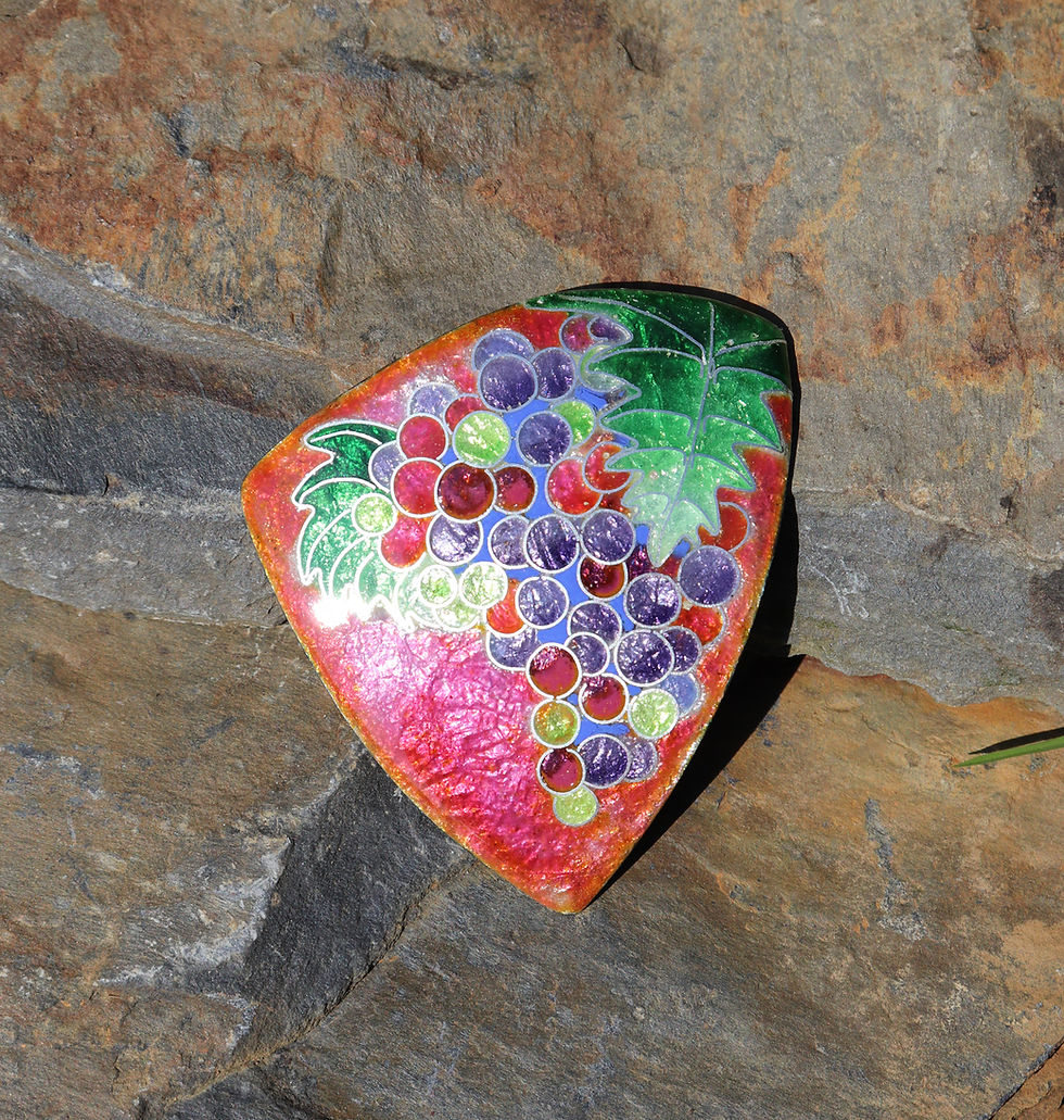 Grapevine enamel piece finished!