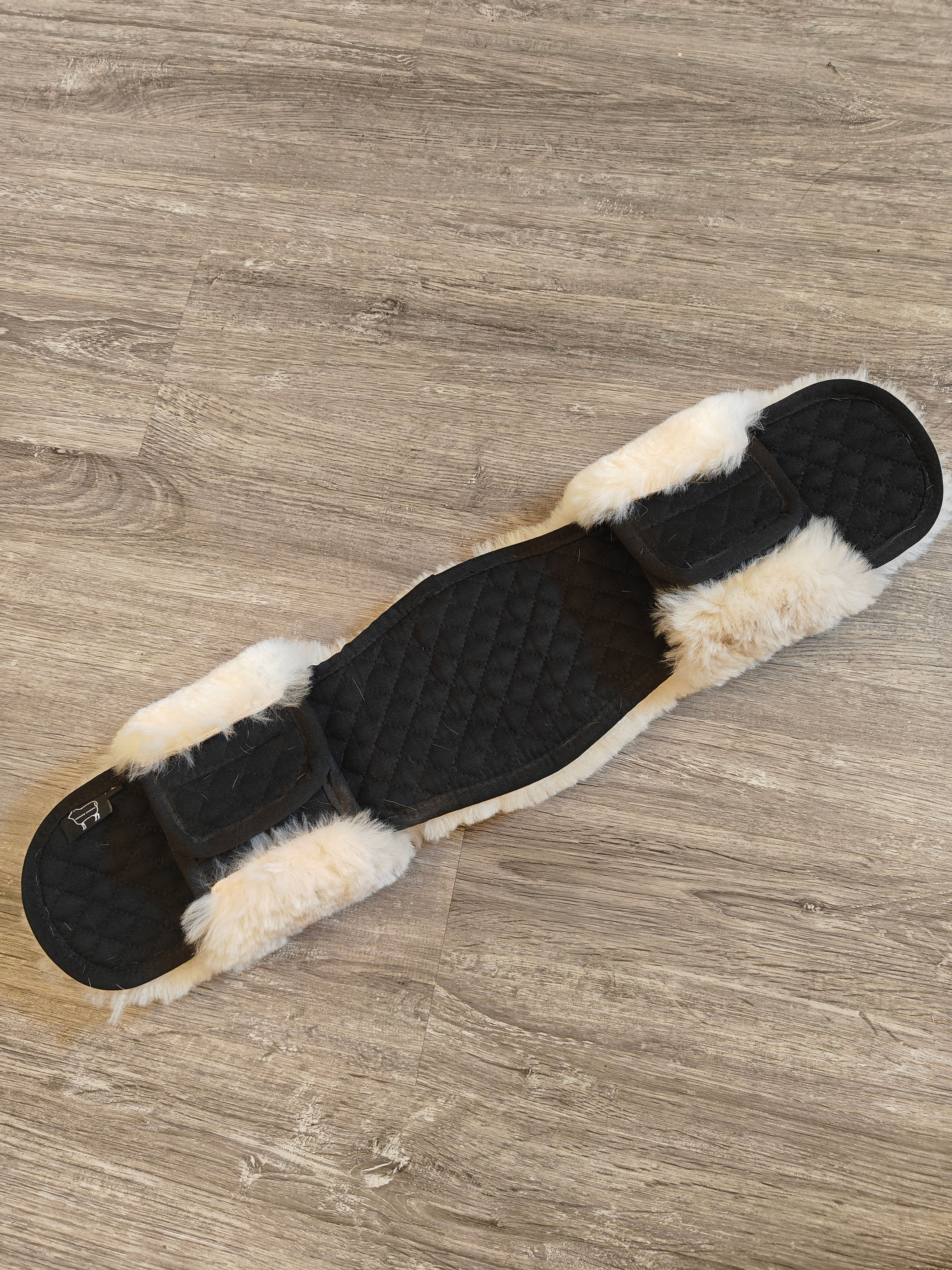 Genuine Sherpa lampaankarvapehmuste L, n. 60cm