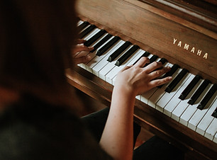 jordan-whitfield-BhfE1IgcsA8-unsplash (1