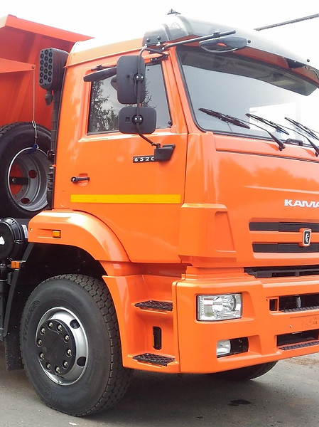 kamaz_6520-306012-53.jpg