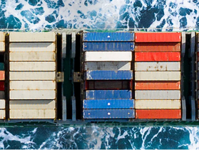 La capacidad de la flota de portacontenedores Megamax ha superado los cuatro millones de TEUs.