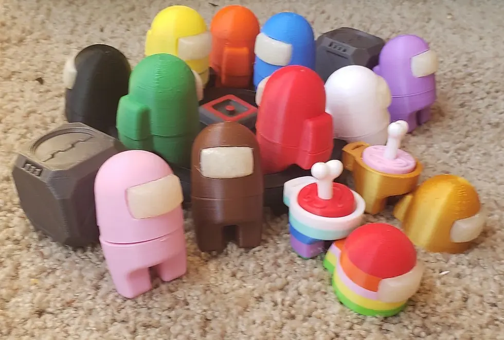Thumbnail: Among Us Crewmate Detatchable Figurine (Custom Colors And Sizes Availible)
