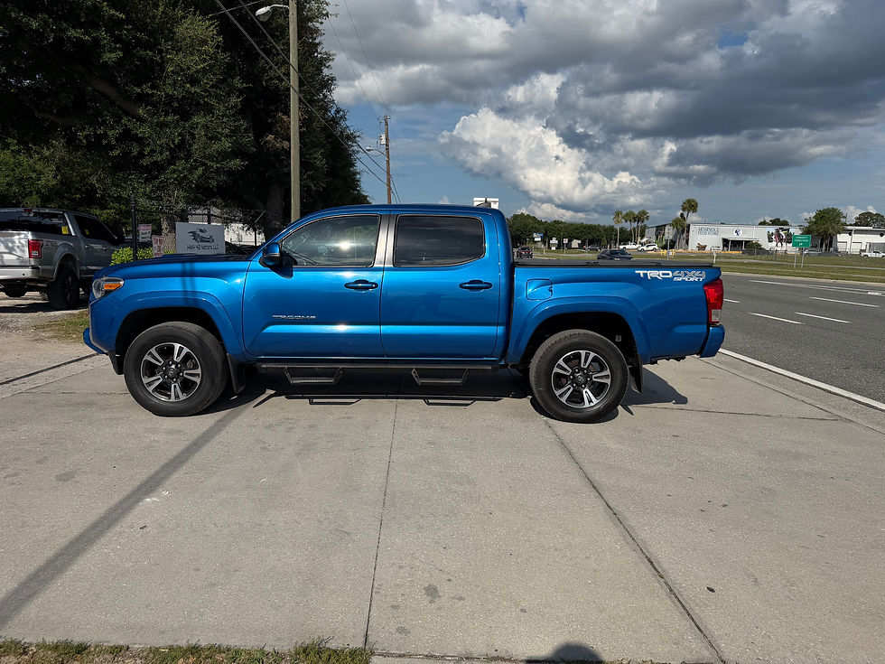 Thumbnail: 2016 Toyota Tacoma 