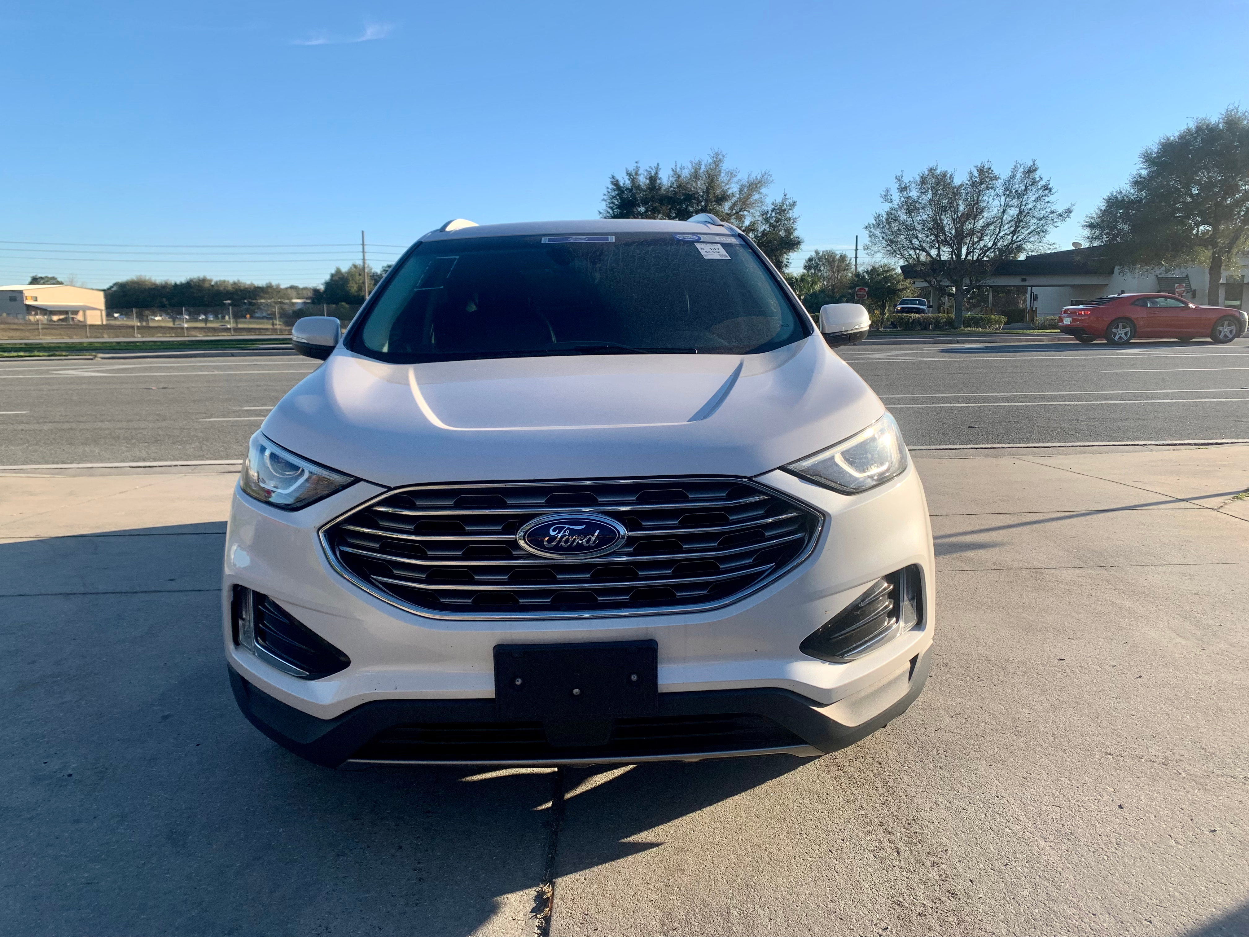 2019 Ford Edge SEL's photo