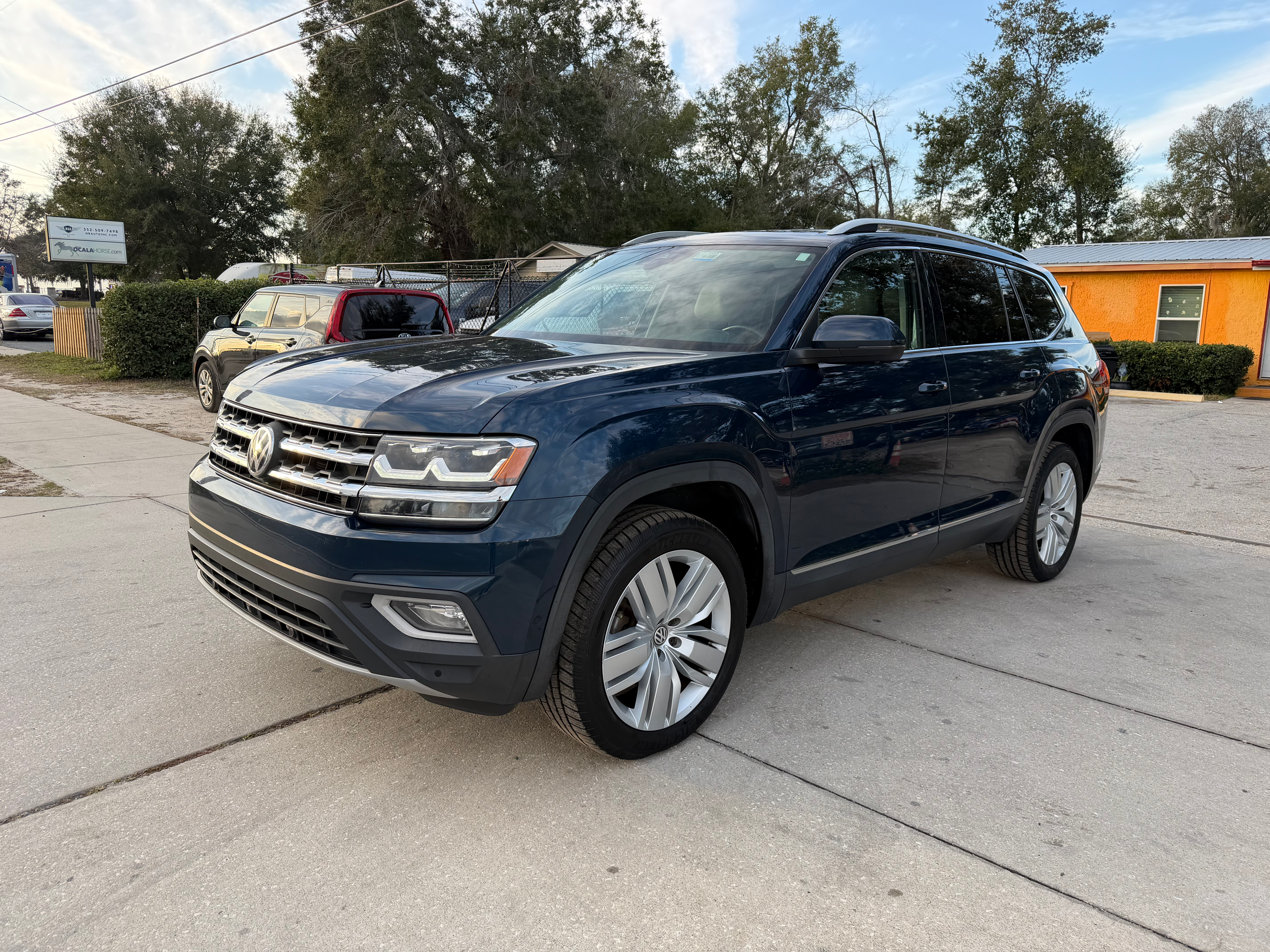 2018 Volkswagen Atlas SEL Premium's photo