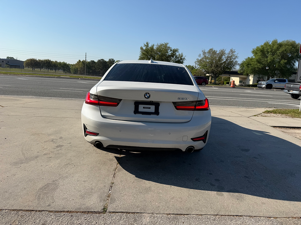 Miniatura: 2020 BMW 330I