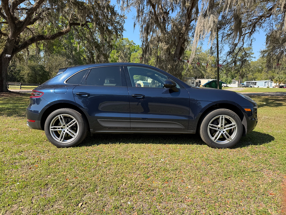 Miniatura: 2017 Porsche Macan