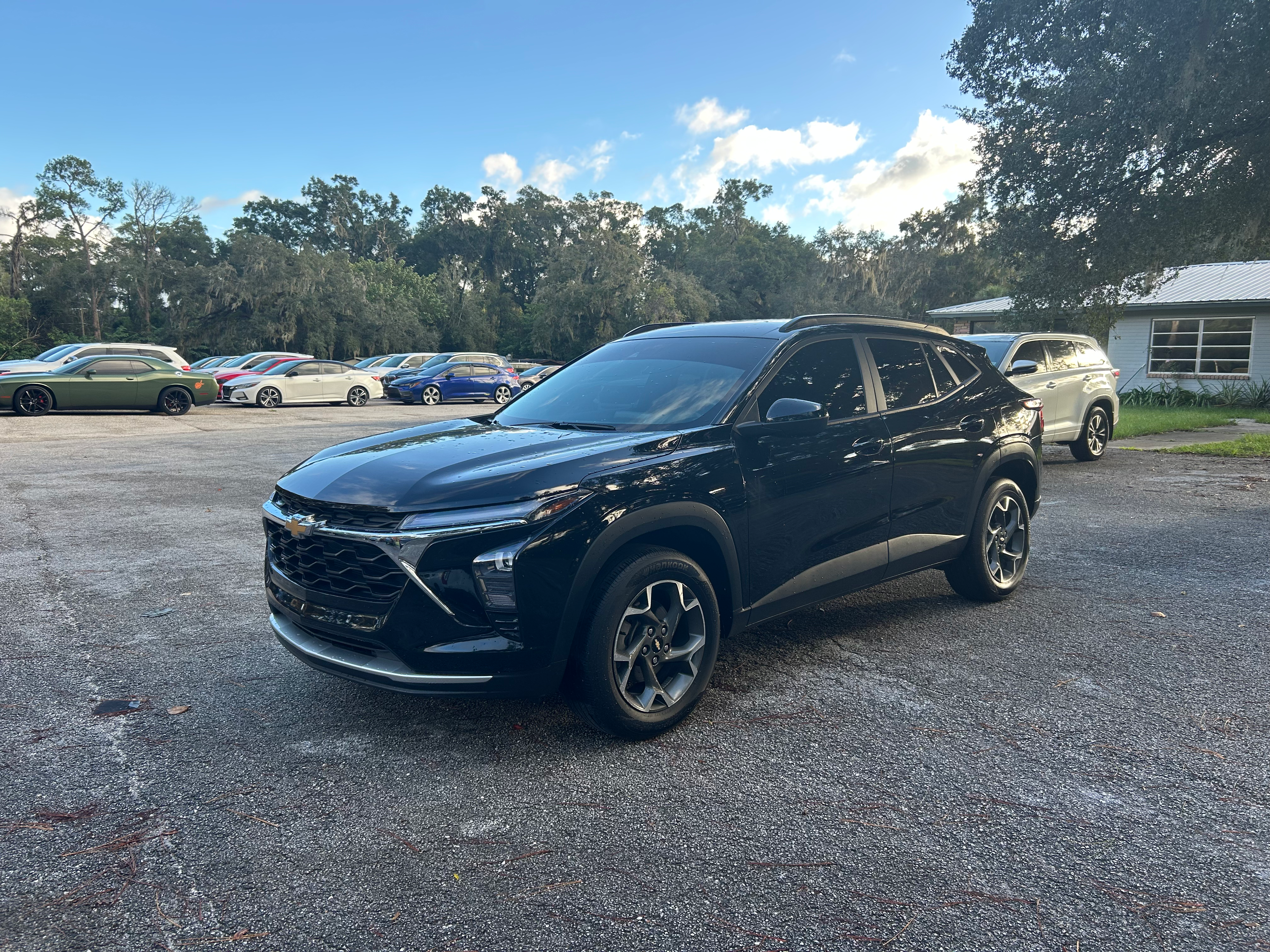 2024 Chevrolet Trax LT's photo