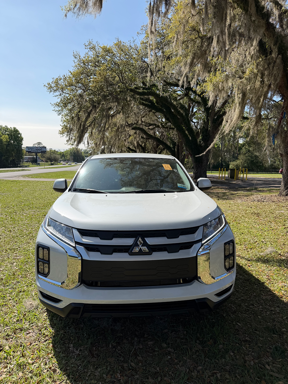Thumbnail: 2023 Mitsubishi Outlander