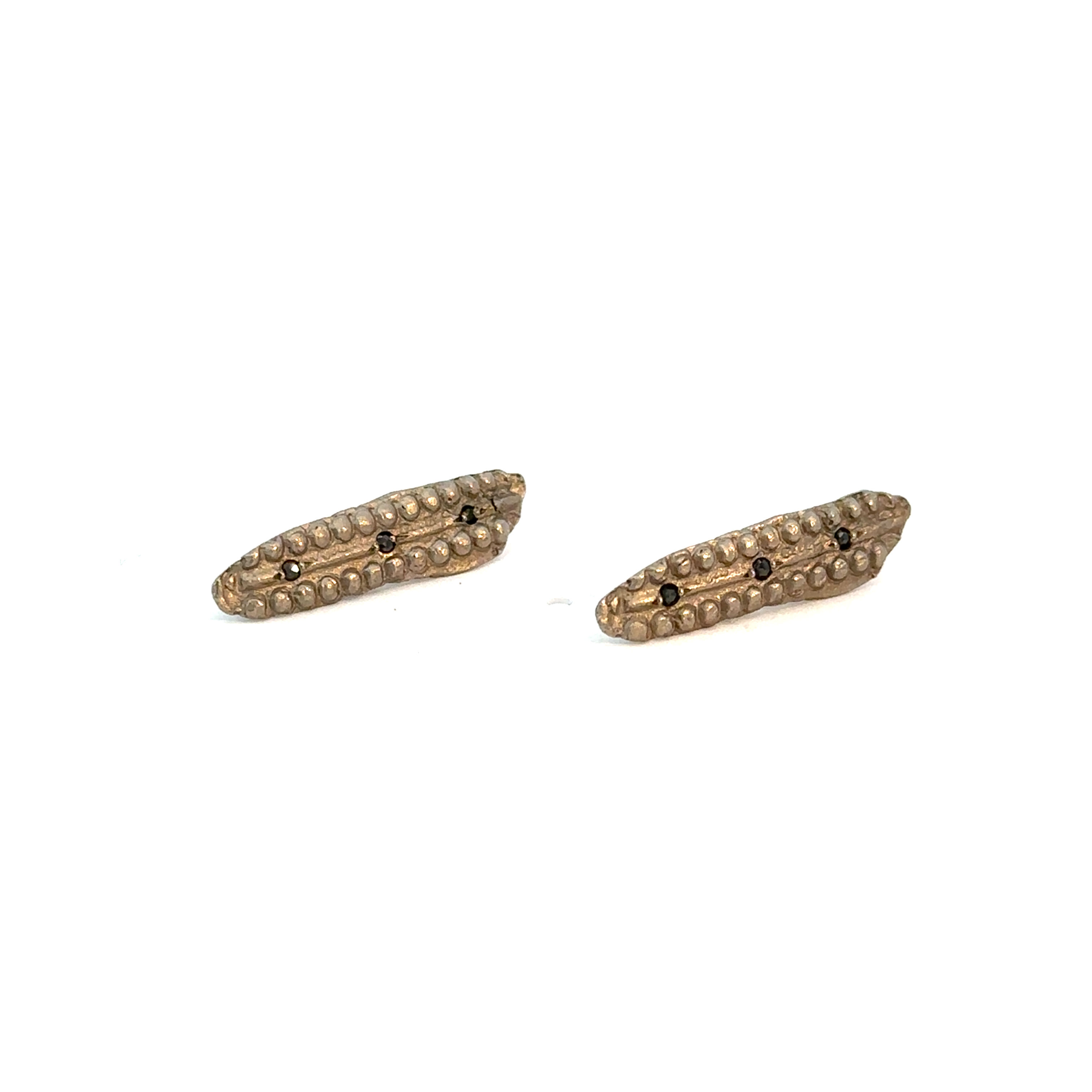 Clous d'oreilles barrettes