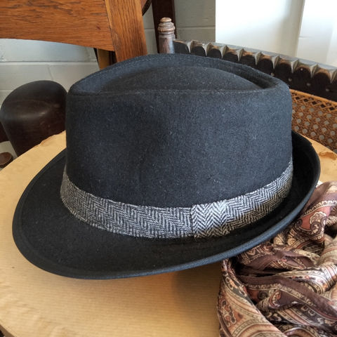 TRILBY HAT