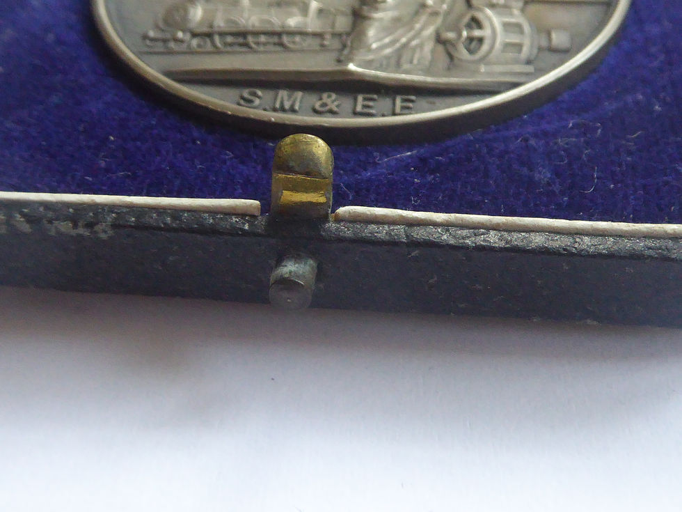 Thumbnail: 1933 Silver (SM & E.E) Medal
